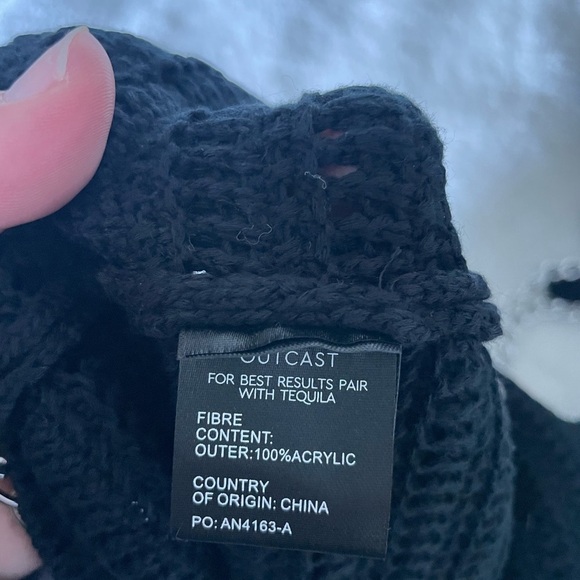 Rosewood Black Chain Detail Dress - Picture 13 of 13